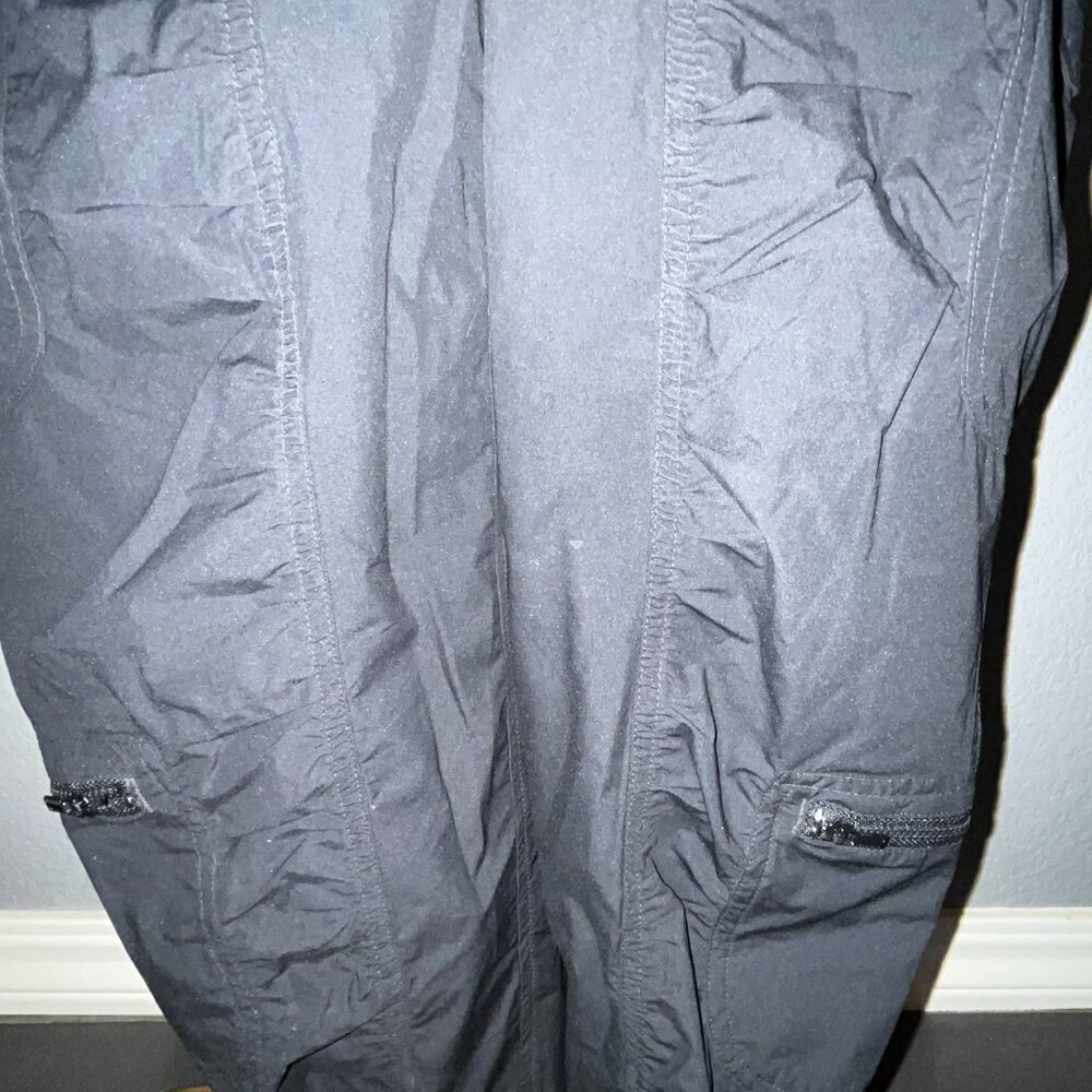 ATHLETA Canopy Parachute Cargo Jumpsuit Lightweight Nylon Sleeveless - Black - 0 - Picture 6 of 15